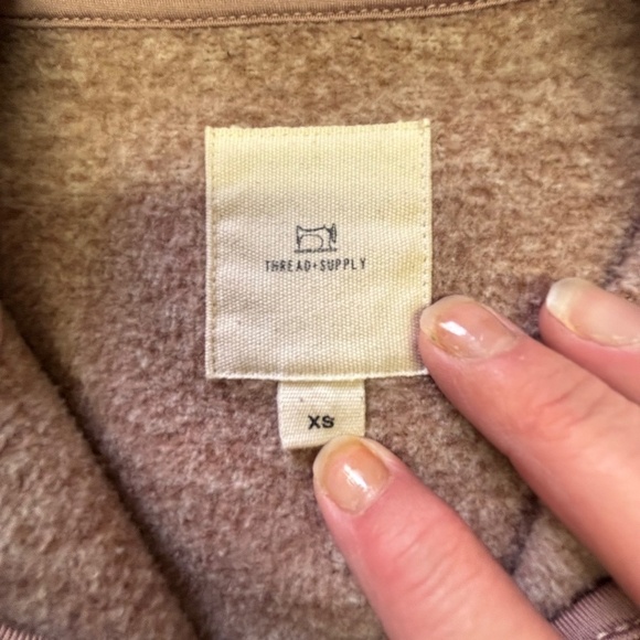 Thread + Supply 1/4 zip fleece with lined front pocket and neck size XS - Picture 12 of 16